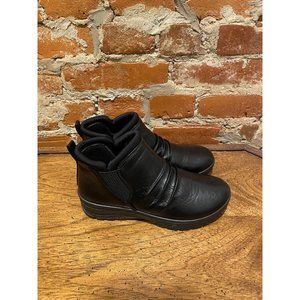 Easy Street Savita Women's Black Ankle Boots Low Heel Size US 7.5 M